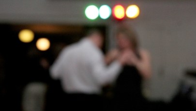 Rządowe dopłaty do potańcówek. Prof. Kalinowski: Budżet nie jest z gumy