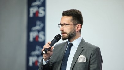 Rzecznik PiS nie pozostawia wątpliwości: "Związków partnerskich nie będzie"