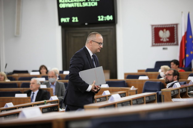 Rzecznik Praw Obywatelskich Adam Bodnar w Senacie / 	Leszek Szymański    /PAP