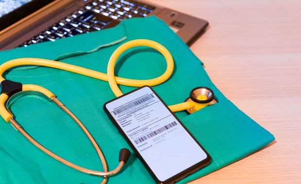 Rzecznik Praw Pacjenta zawiadamia prokuraturę. Chodzi o śmierć dwóch osób