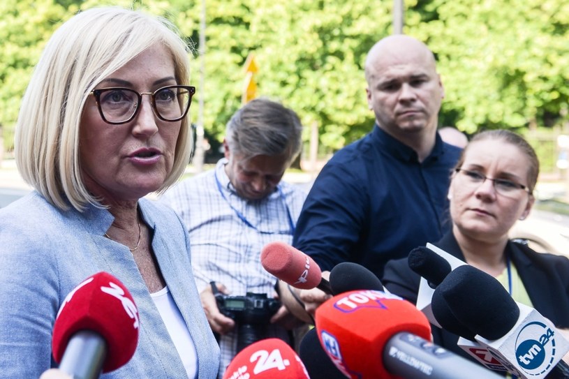 Rzecznik rządu Joanna Kopcińska podczas konferencji prasowej / 	Jakub Kamiński    /PAP