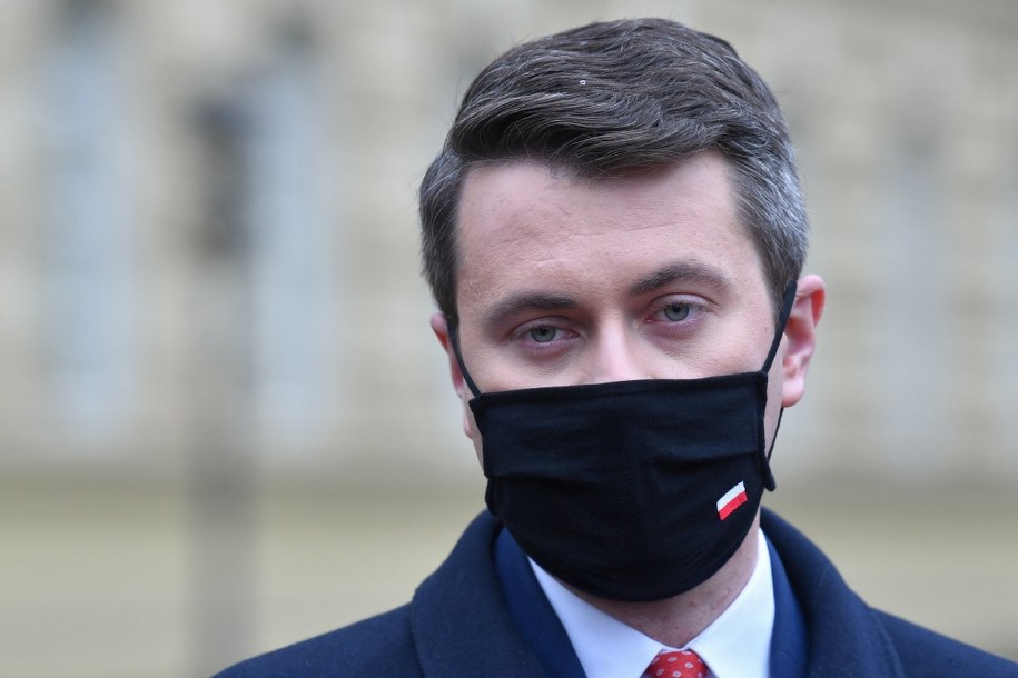 Rzecznik rządu Piotr Müller / 	Radek Pietruszka   /PAP