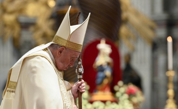 Rzecznik Watykanu: Franciszek pierwszy był w domu Benedykta XVI po jego śmierci
