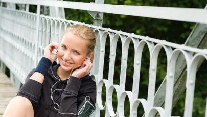 "Rzeczpospolita": Coraz chętniej płacimy za słuchanie muzyki w sieci