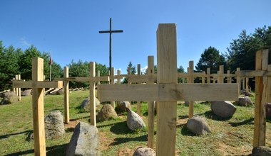 "Rzeczpospolita": Smiersz mordował w obławie augustowskiej