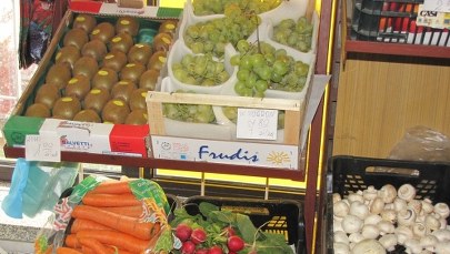 "Rzeczpospolita": Zakaz handlu w niedzielę zabija małe sklepy