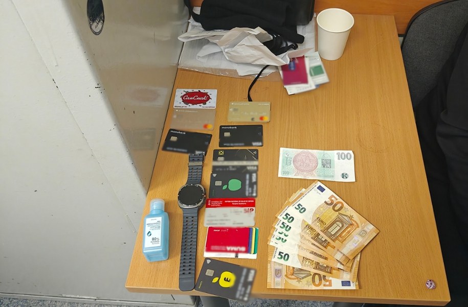 Rzeczy znalezione w samochodzie Ukraińców /Policja