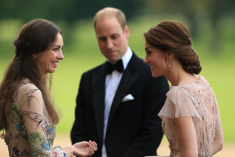 Rzekomą kochanką księcia Williama miałaby być Rose Hanbury. Na zdjęciu wita się z księżną Kate /Stephen Pond/Getty Images for ITF /Getty Images