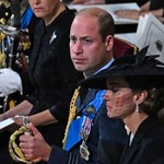 Rzekoma kochanka księcia Williama na pogrzebie królowej Elżbiety. To skandal!
