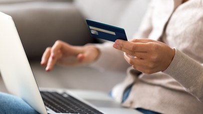 ​Rzekomy "francuski biznesmen" wyłudził 270 tys. zł od 63-letniej kobiety