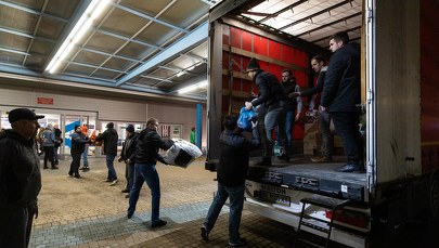 Rzeszów: Tiry z pomocą humanitarną wyruszyły na Ukrainę