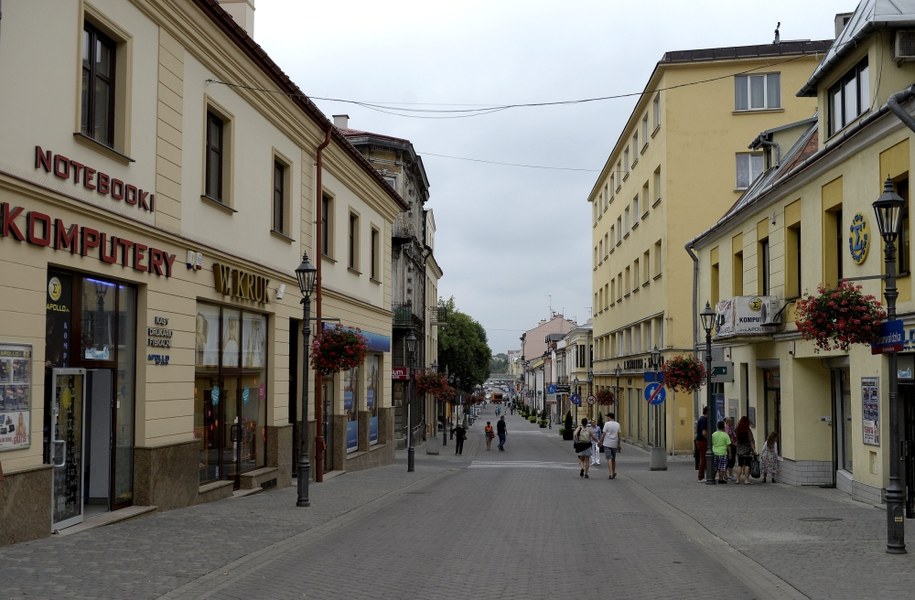 Rzeszów ul. Grunwaldzka /Darek Delmanowicz /PAP