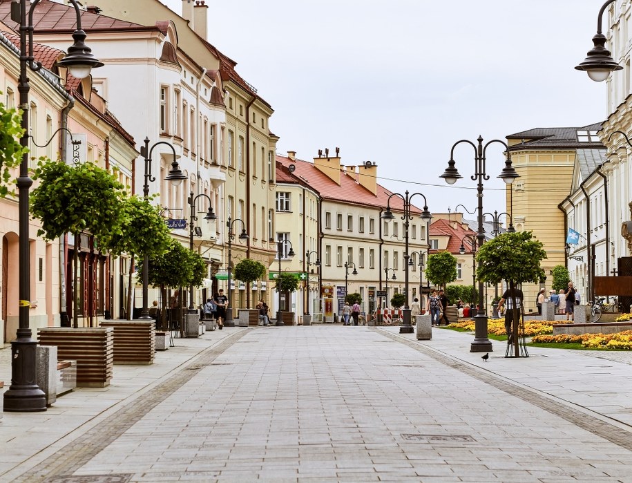 "Le Figaro": Rzeszów – miasto ratownik i zaplecze logistyczne dla Ukraińców