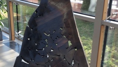 Rzeźba z drewna, które ma 1050 lat, na rocznicę chrztu Polski