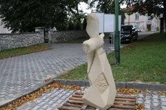 Rzeźby sów w Pińczowie
