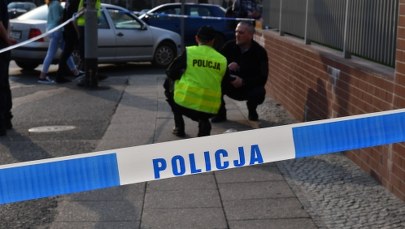 Rzucił się z nożem na dziennikarzy: Ma zarzuty i trzymiesięczny areszt