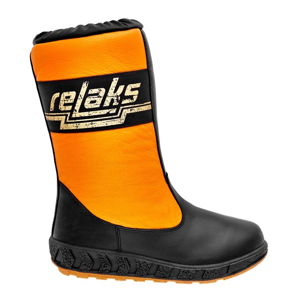 https://i.iplsc.com/rzucili-relaksy-kultowe-buty-wracaja-do-sklepow/0002JGFWLCVFH7HT-C322-F4.jpg