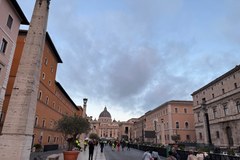 Rzym przygotowuje się do pogrzebu papieża Franciszka