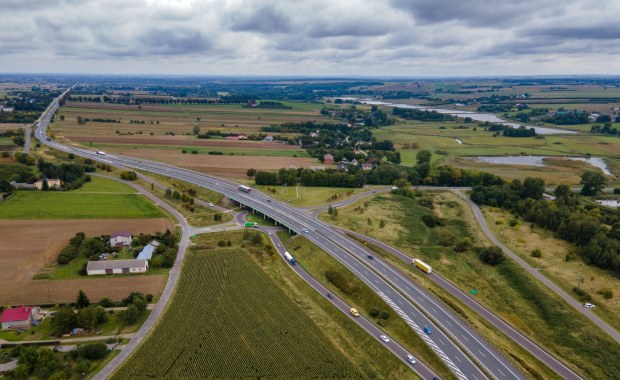 S17 coraz bliżej. Nowy odcinek ekspresówki przyspieszy podróż do Warszawy