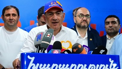 Są oficjalne wyniki wyborów w Armenii. Moskwa nie ma się z czego cieszyć