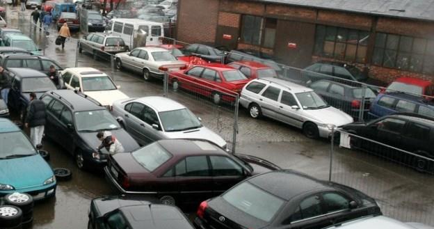 Są osoby, które posiadają nawet kilkaset samochodów / Fot: Lech Muszyński /Reporter