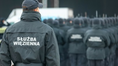 Są pieniądze na dodatki. Służba więzienna z deklaracją Bodnara