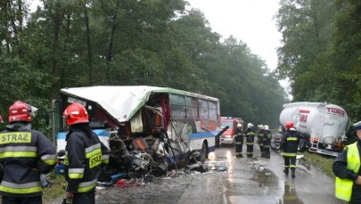 Są zarzuty dla kierowcy cysterny, w którą uderzył autobus PKS