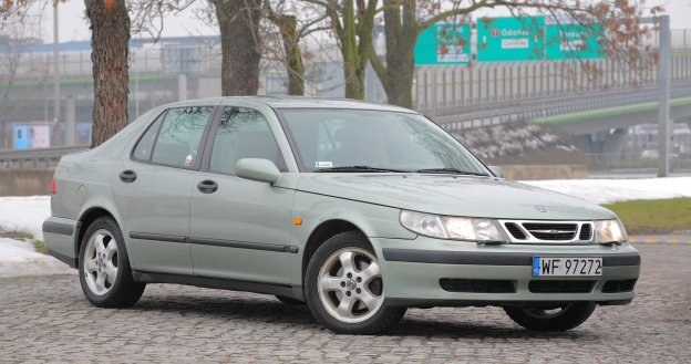 Saab 9-5 zadebiutował w 1997 roku zastępując kultową serię 9000. /Motor