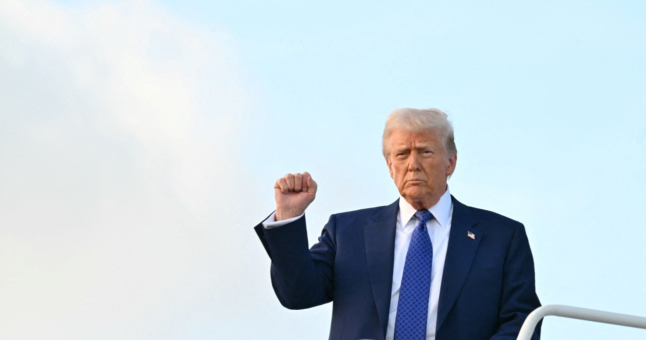 Sąd apelacyjny USA utrzymał w mocy najbardziej radykalne cła Donalda Trumpa /ROBERTO SCHMIDT /AFP