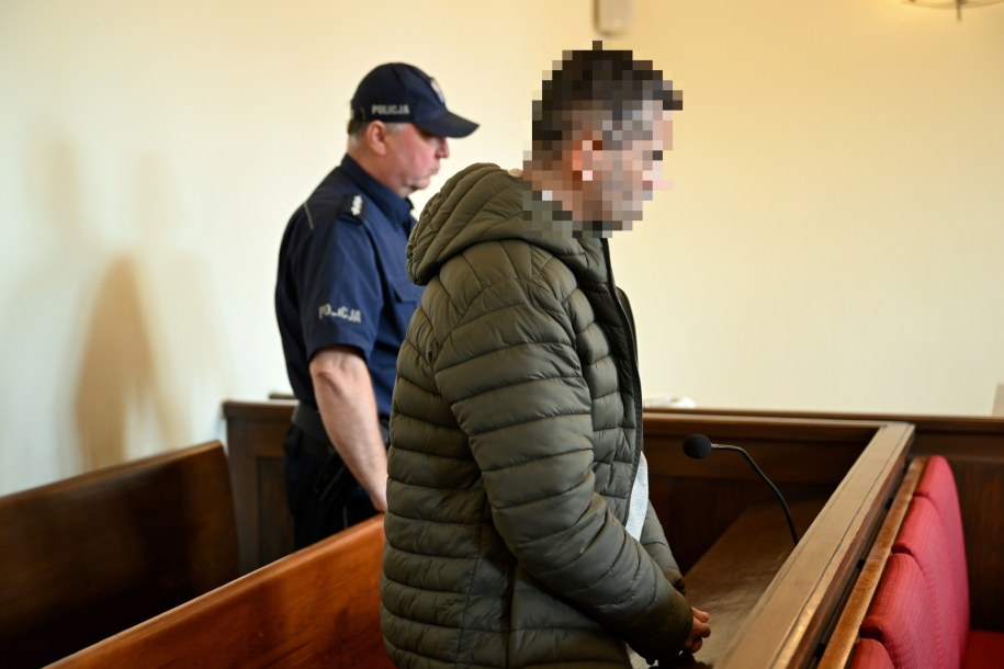 Sąd skazał mężczyznę na 12 lat więzienia / PAP/Adam Warżawa /PAP/EPA