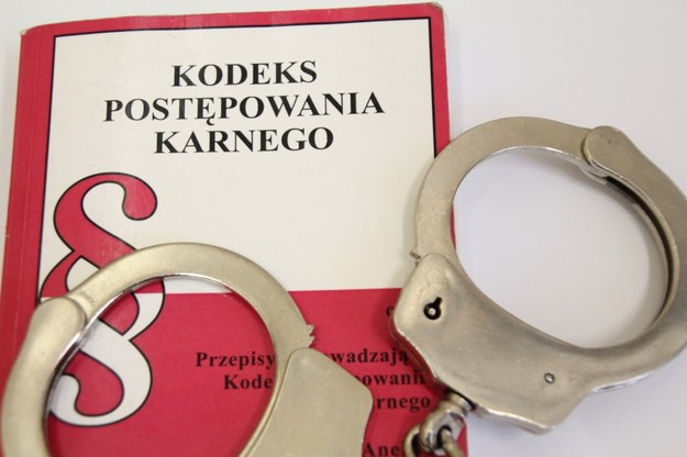 Sąd w Kutnie aresztował na trzy miesiące 23-latka podejrzanego o spowodowanie pod wpływem środków odurzających wypadku drogowego, w którym zginęły dwie osoby /Piotr Bułakowski /RMF FM