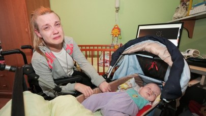 Sąd wstrzymał decyzję o odebraniu dziecka niepełnosprawnej kobiecie. Interweniował RPO