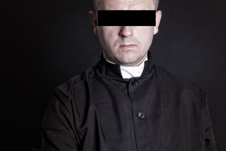 Sąd wydał wyrok w skandalicznej sprawie księdza - zdjęcie ilustracyjne /Shutterstock
