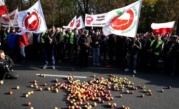 Sadownicy żądają pomocy od premiera i Unii