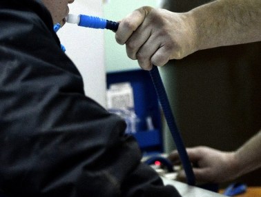 Sądy pobłażliwe dla pijanych kierowców. Blisko 250 przed sądem, tylko 4 z surowszymi karami