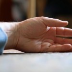 Sądzili, że ojciec zmarł śmiercią naturalną. Prawdę ujawnił monitoring