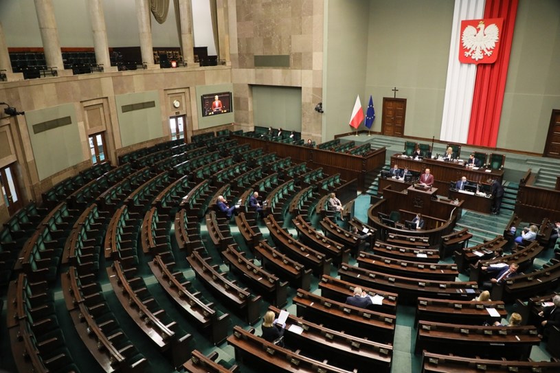 Sejm: Druga tarcza antykryzysowa dla turystyki przyjęta - Fakty w ...