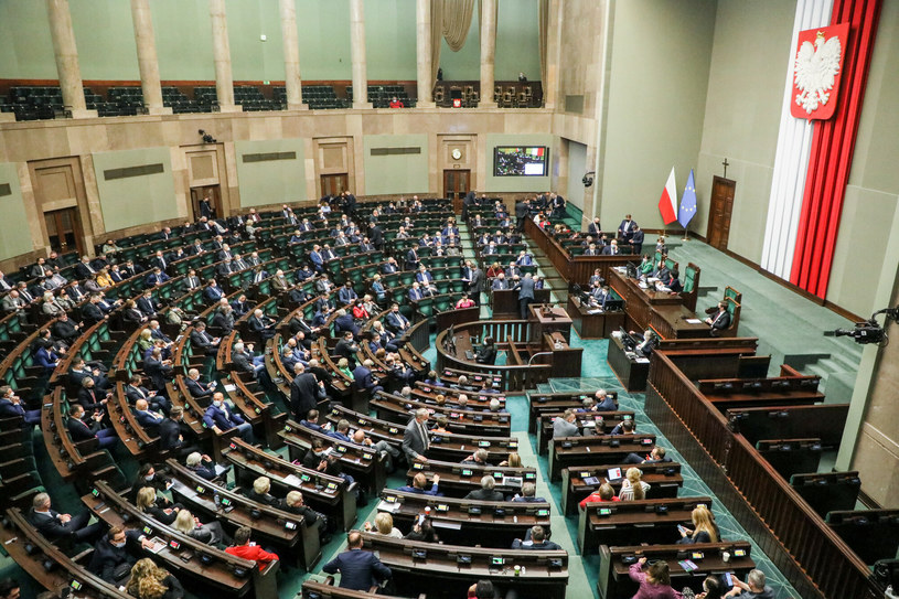 Sala plenarna Sejmu /Jakub Kaminskii /East News