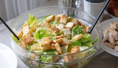 Sałatka, która pierwsza znika ze stołu. Chrupiąca, soczysta i prosta do zrobienia