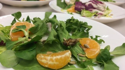 Sałatka ze świerszczem? Owady mogą na stałe zagościć w naszej diecie