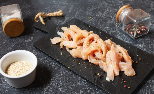 Salmonella w polędwiczkach z kurczaka. Ostrzeżenie GIS