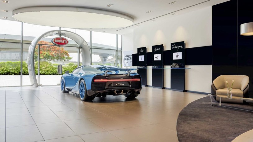 Salon Bugatti w Dubaju /Informacja prasowa
