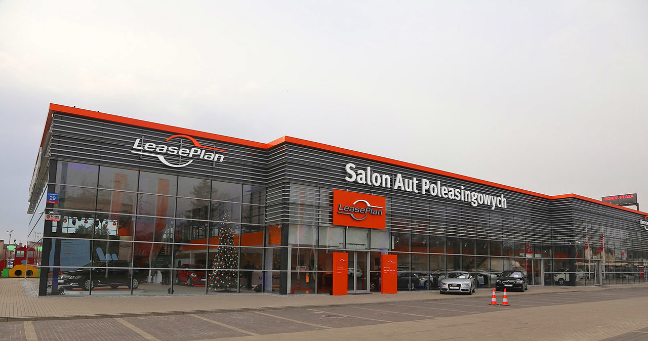 Salon samochodów poleasingowych /Informacja prasowa