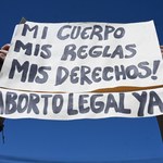Salwador: Kobieta skazana za zabójstwo dziecka. Obrońcy twierdzą, że poroniła