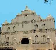 Salwador, kościół w stylu kolonialnym w Panchimalco /Encyklopedia Internautica