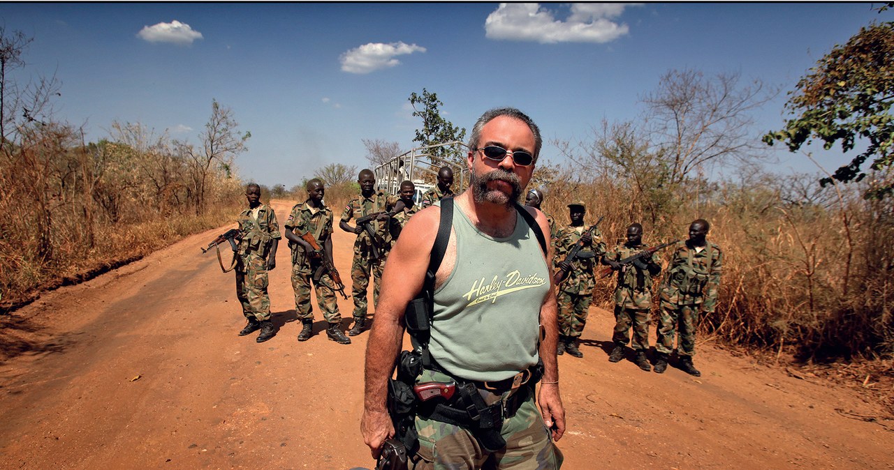 Sam Childers dorobił się pseudonimu "Kaznodzieja z karabinem" (ang. Machine Gun Preacher) /Kevin Evans /materiały promocyjne