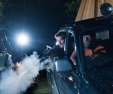 Sam Neill w scenie z filmu "Łowca"