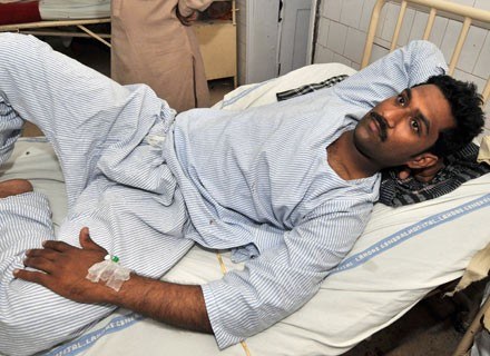 Sam poszkodowany w szpitalu w Lahore, 22 kwietnia 2008 /AFP
