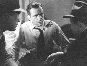 Sam Spade (Humphrey Bogart) w Sokole maltańskim, reż. John Huston, 1941 r. /Encyklopedia Internautica