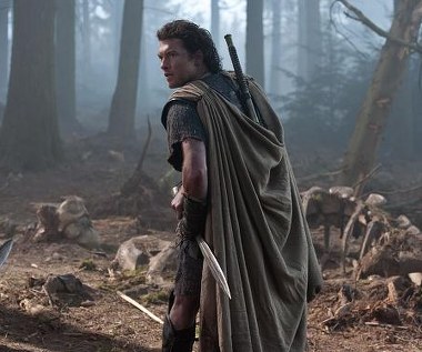 Sam Worthington w scenie z filmu "Gniew tytanów"